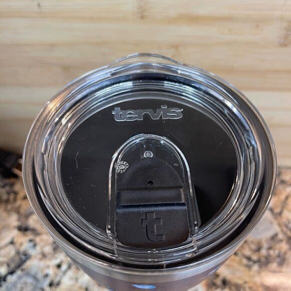 New tervis 30oz Stainless Steel “ MAHI PATTERN” - Picture 3 of 4